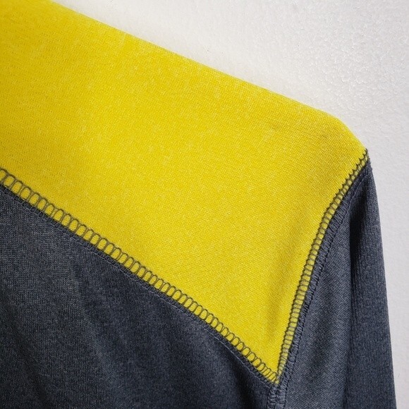 Champion Oregon Ducks Mens Long Sleeve 1/4 Zip Shirt Size Small - Picture 9 of 9